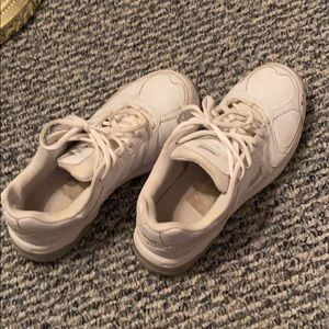 Avia nursing/clinical shoes